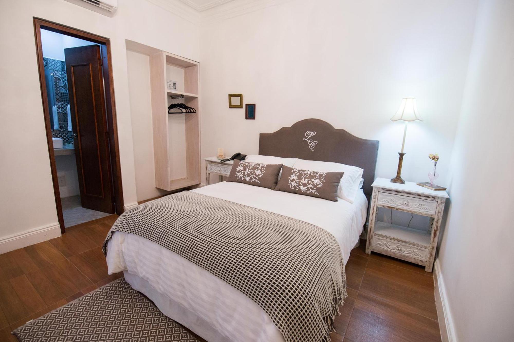 Leclerc Boutique Granada 4*